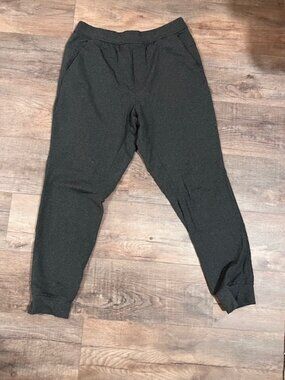 Lululemon Joggers – Men’s Medium – Black/Grey – Athletic / Casual